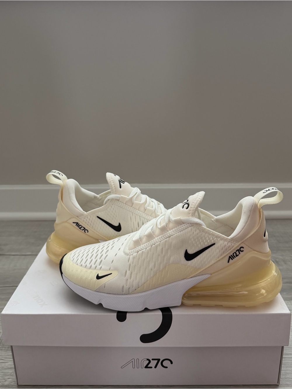 Nike Women’s Air Max 270 “Sail/Black-Coconut Milk” AH6789 124 - Picture 1 of 5